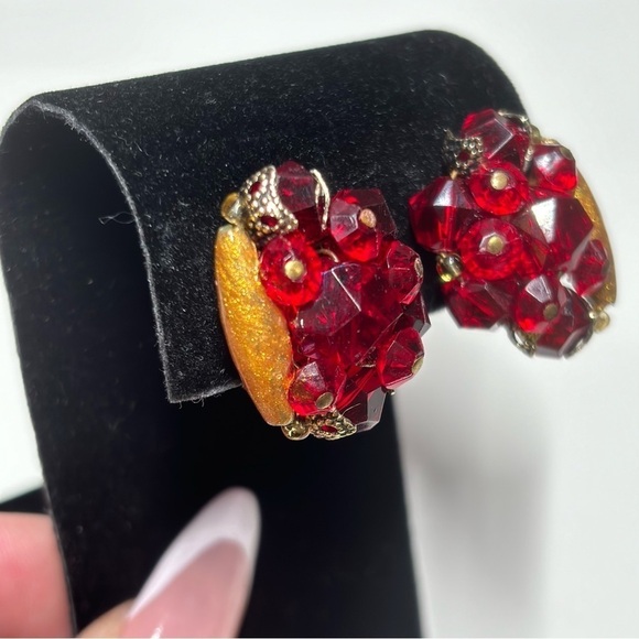 Western Germany vintage acrylic and enamel clip on earrings - Picture 2 of 7